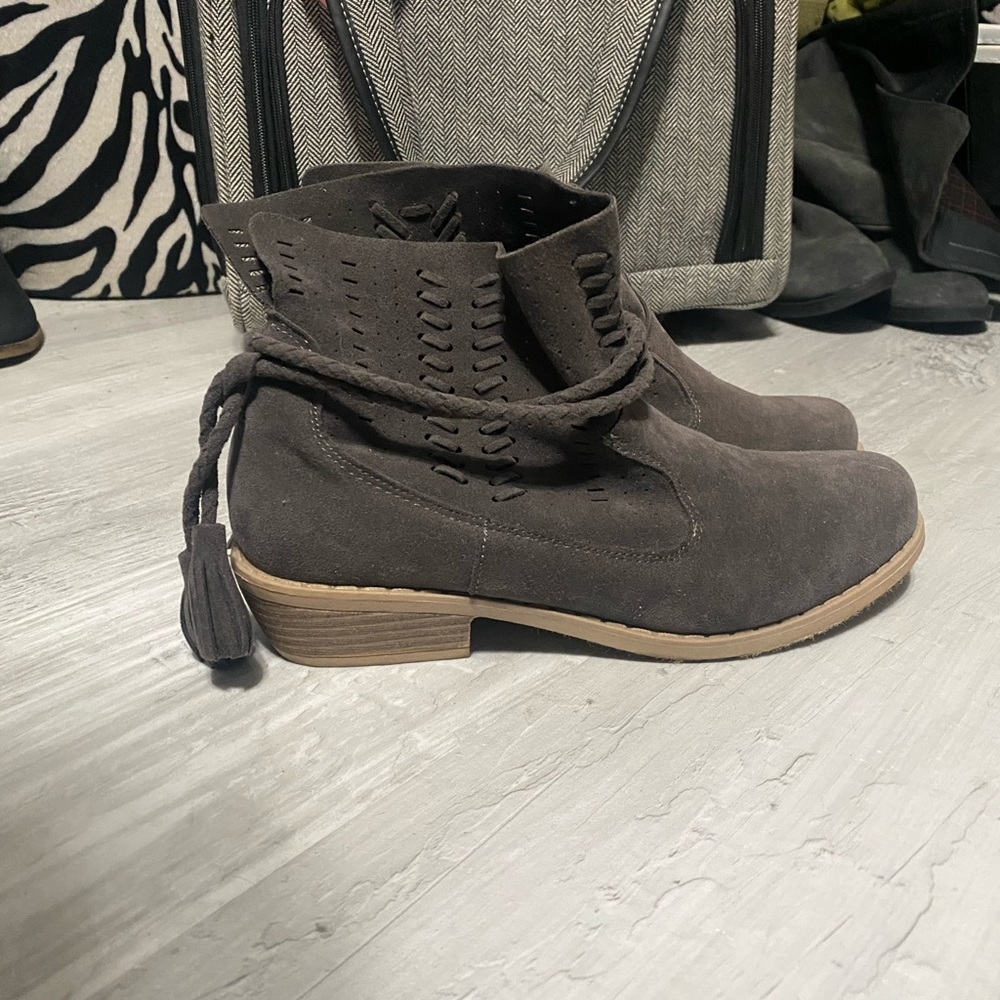 Woman’s boots